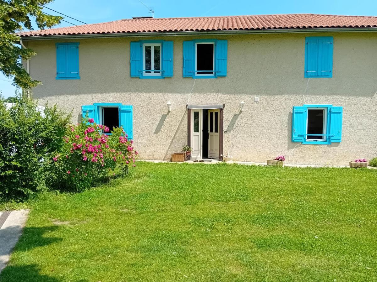 Clos A Malypense Chez Mr Montamat Galan Exterior photo